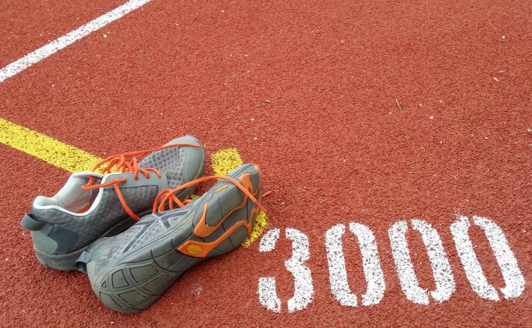 Airia 1.5, pe pistă, pe tartat