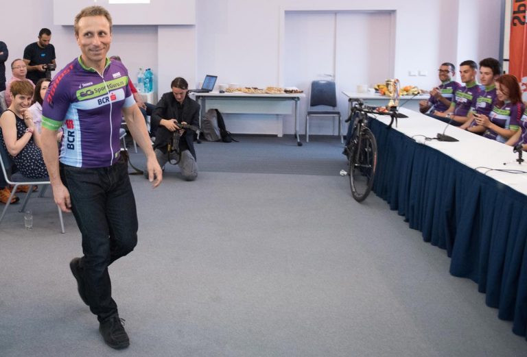 Răzvan Ilie este component al echipei SportGuru - BCR Racing Team